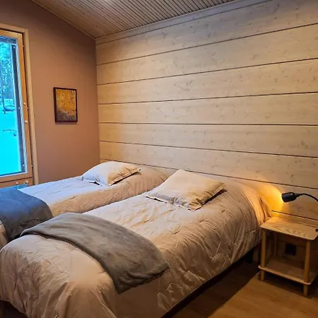 Villa Usvaniitty - Kesaeidylli Jaerven Aeaerellae